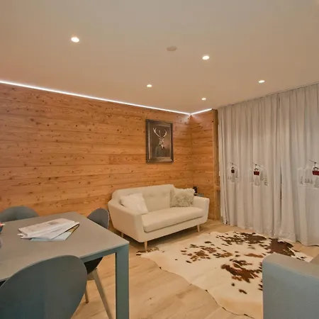 Aosta Apartment *